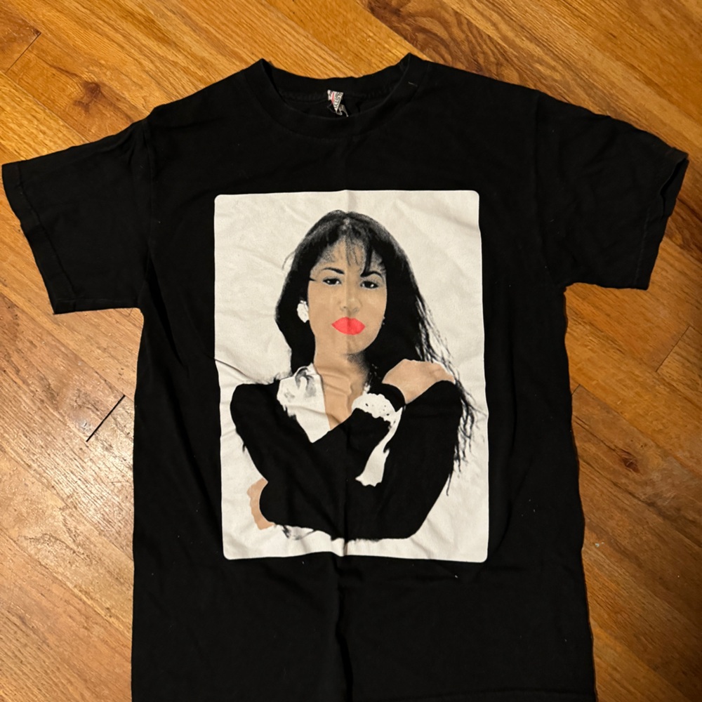 Selena t shirt